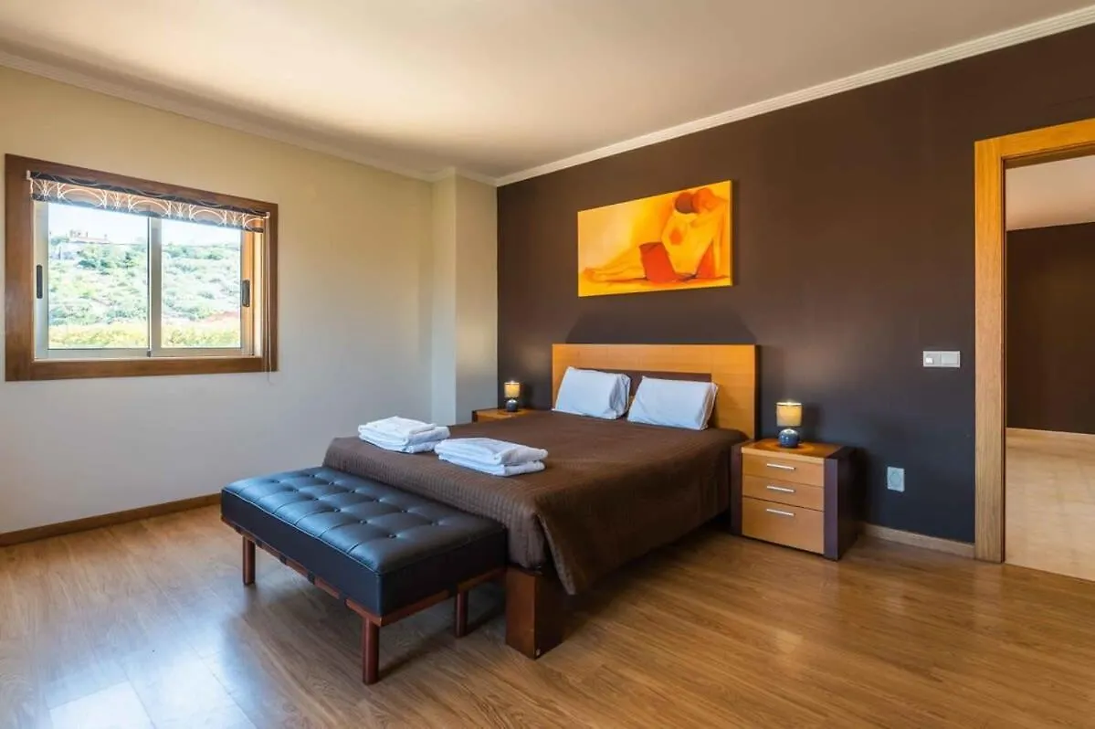 Villa Hugo - Bright Modern Walk To Restaurants Albufeira