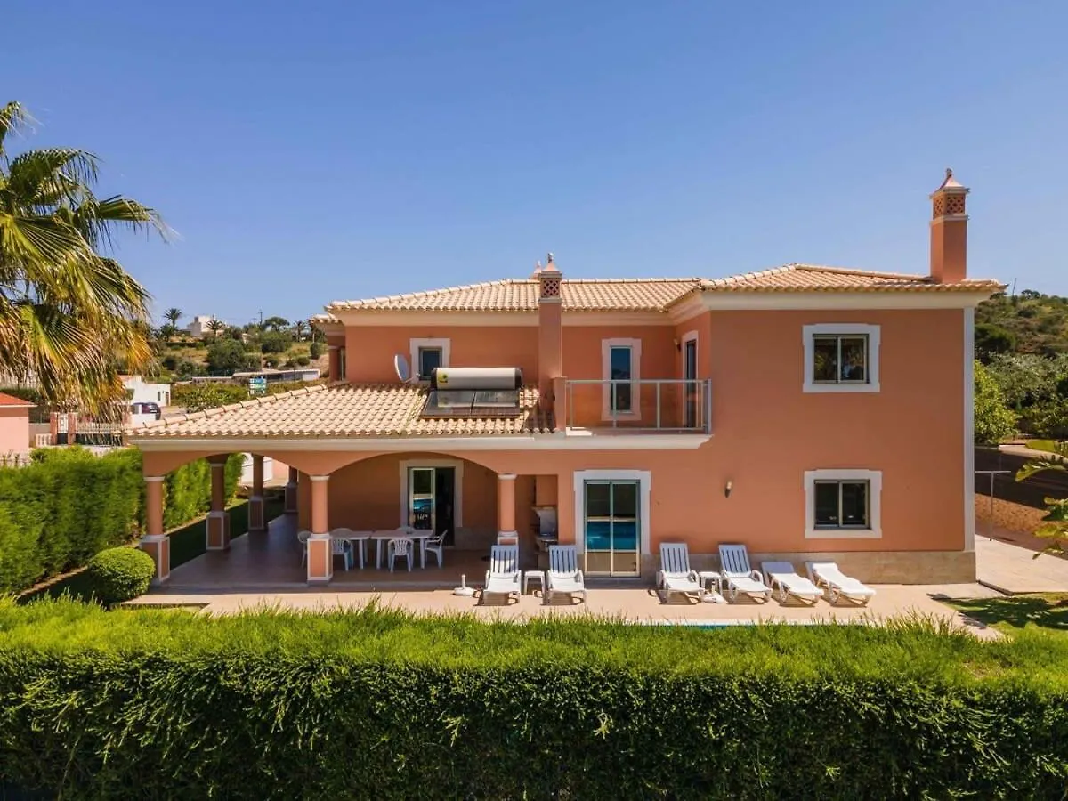 Semesterbostad Villa Hugo - Bright Modern Walk To Restaurants Albufeira Portugal